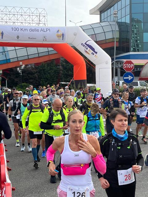 Marchesi vince una storia 100 Km delle Alpi