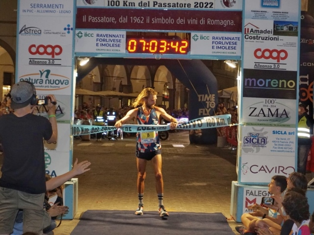 Lee Grantham vince la 48° Edizione della 100 Km del Passatore