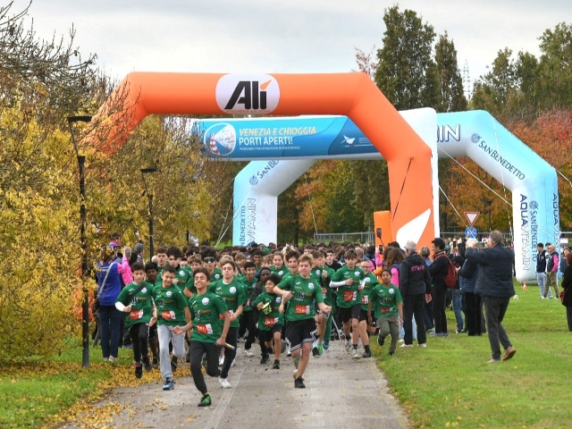 Oltre 2.000 persone questa mattina alla Alì Family Run del Parco San Giuliano di Mestre