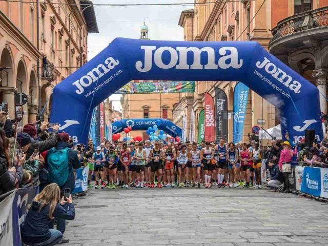 Bologna City Run 2026: 5km da correre insieme  per sostenere la ricerca dell'Alma Mater