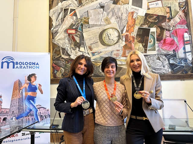 Le medaglie della Bologna Marathon 2024