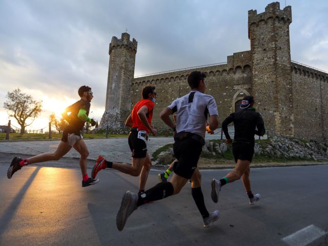 Davide Cheraz e Julia Kessler dominano il 5^ Brunello Crossing a Montalcino
