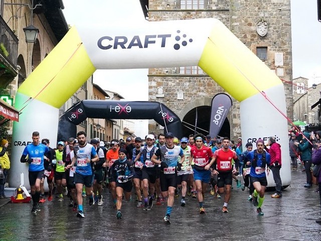 8^ Brunello Crossing: la pioggia non frena l’entusiasmo, vincono Scatolin e Lastri