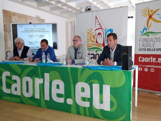 Centinaia e centinaia di atleti da oltre 35 Paesi per la Europe Triathlon Cup di Caorle (VE)