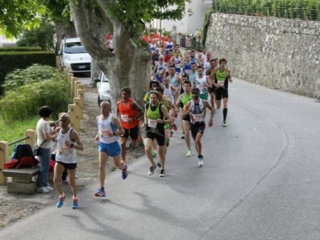 Sabato alla Correre a Castellina 9,8 km di corsa