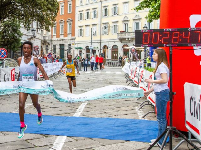 Rosso di Sera Family Run e XXI Rosso Corri Trieste, numeri e top runner
