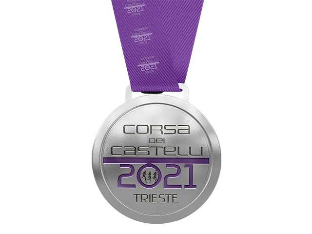 E’ argento e viola la medaglia della 5^ Corsa dei Castelli di Trieste