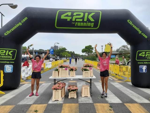 Lignano, una domenica di corsa per 1200 tra sport, divertimento e solidarietà 