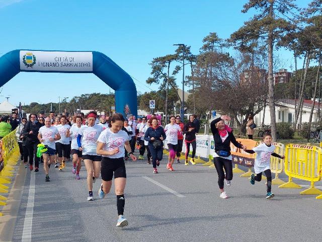 Lignano va di corsa, la carica dei 1200 tra Sport e Solidarietà