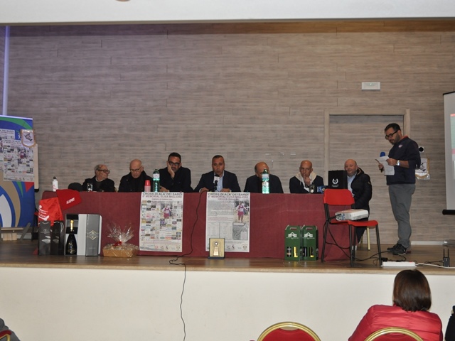 Presentato il Cross Alà dei Sardi, Battocletti la stella