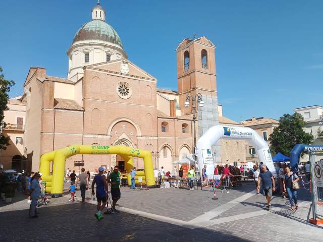 Un salto indietro nel tempo a Ortona con la quarta edizione della gara podistica Di Corsa nella Storia