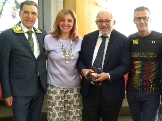 III Ecomaratona dell’Acquedotto Carolino, al Tarì la presentazione della medaglia