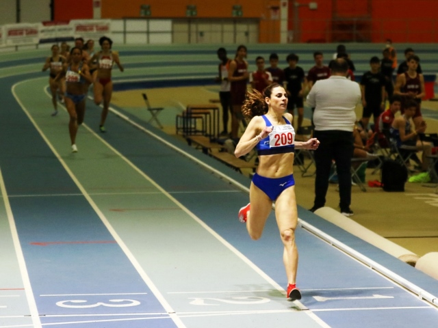 Padova, Bellò a 2'02''12 negli 800