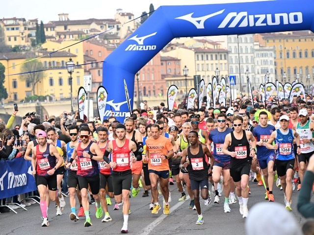 Domenica l’Half Marathon Firenze 2026, top runners e info tecniche 