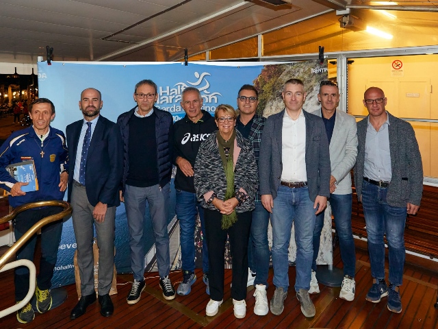Presentata ieri sera sulla motonave Italia la Garda Trentino Half Marathon numero 20