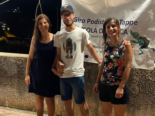 Partito il 12 ° Giro Podistico a Tappe di Ustica , nella prima tappa successi di Meri Barichello  e  Andrea Cassani