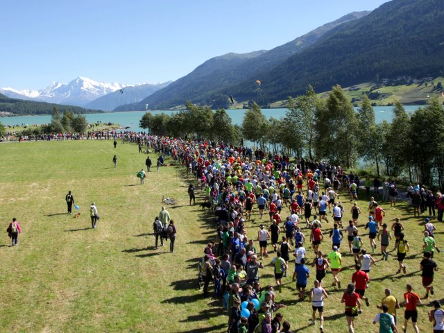 10 giorni al Giro Lago di Resia: la corsa al top in alta Val Venosta