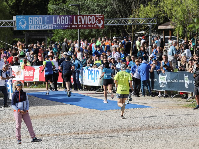 Due nomi nuovi dominano il Giro del Lago di Levico