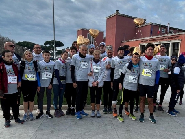 10 ragazzi autistici alla Roma-Ostia