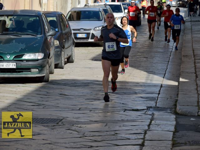 Vittoria si veste a festa per la JazzRun