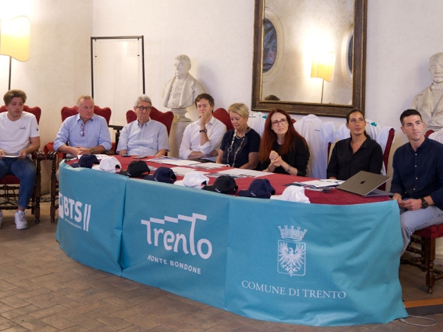 Presentata a Trento «La Direttissima» di fine agosto In gara anche Nicolini, Veronese e Canepa