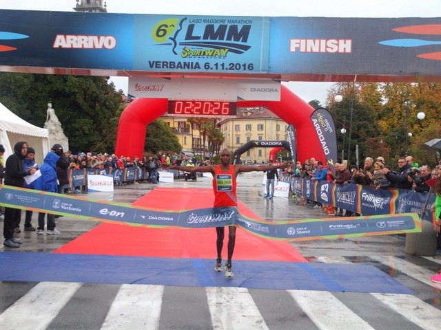 Domenica la Lago Maggiore Marathon - C'è l'azzurra Valentina Trapletti