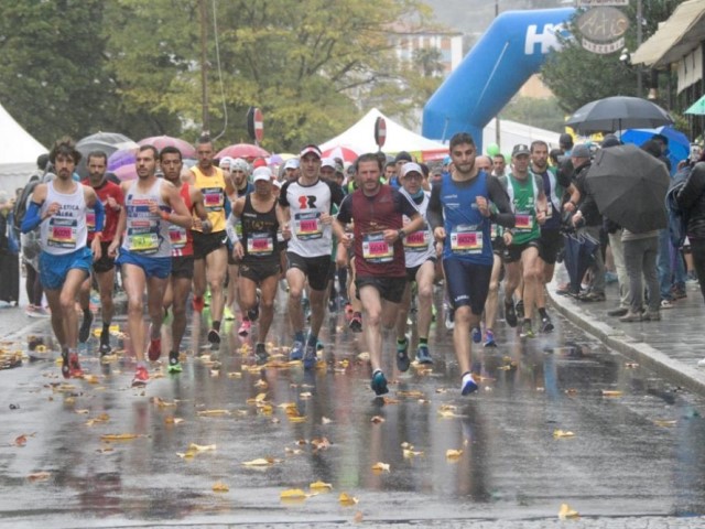 Chiara e Matteo, 2 giovanissimi volontari della X Lago Maggiore Marathon