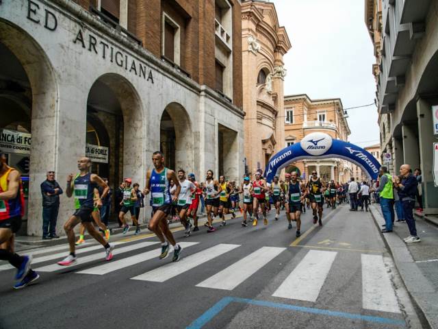 Sgaravatto inaugura l’albo d’oro della Maratona di Forlì