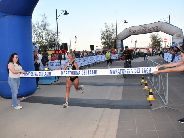 Maratonina dei Laghi a Bellaria Igea Marina, con cambio di partenza-arrivo, rimisurata e omologata, ci riprovano per fare un tris di successi: Andrea Soffientini e Marika Accorsi vincitori delle ultime due edizioni