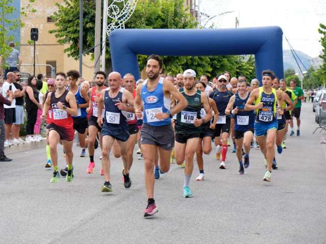 Il circuito CorriMarsica UISP lanciato verso il Chilometro Verticale dopo il gran successo della Marcialonga del Cerbiatto a Villavallelonga