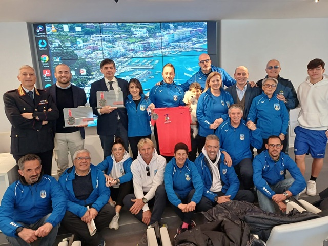 Presentato il Memorial “Gianpaolo Vespoli”, registrato il record di iscritti, svelata la medaglia e la maglia tecnica