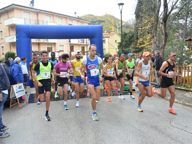 Lusinghiero successo della Mezza Maratona di Ascoli nel segno di Stefano Massimi e Francesca Bravi