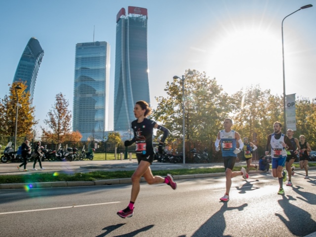 Domenica 26 novembre c’è Milano21: emozioni, fascino e velocità tra Duomo, Castello e Darsena