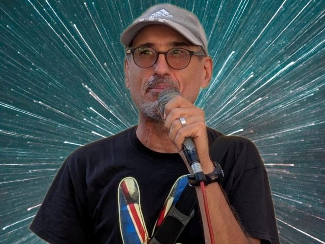 Il Palermitano Mimmo Piombo speaker ufficiale alla Vintage Race della centesima edizione del Giro Podistico Internazionale di Castelbuono