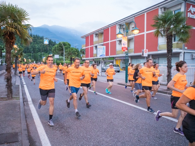 Venerdì a Riva del Garda si corre all'alba