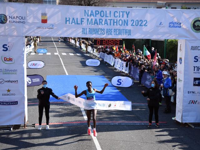 Dalla DJ Ten ad Ankara, Napoli Running allarga i confini del running nel segno della qualità