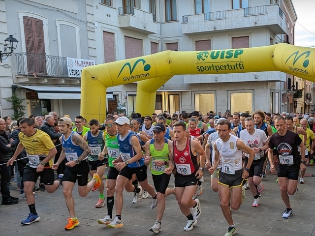 La “decima” Notturna di Guardiagrele ha fatto centro con tanta gente in festa e di corsa