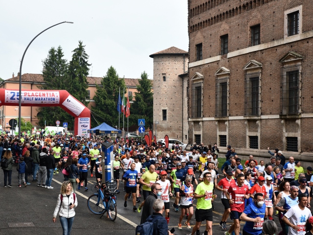 Un primo record per la Placentia Half Marathon, superati i 1400 iscritti (1.050 nel 2022), numero ancora provvisorio, mentre ormai definito il cast dei top Runner