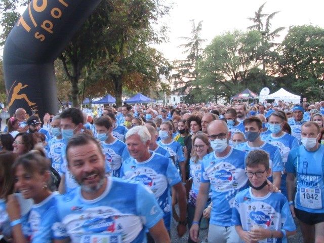 Run for Children da record, in 1700 di corsa per "giocare in corsia"