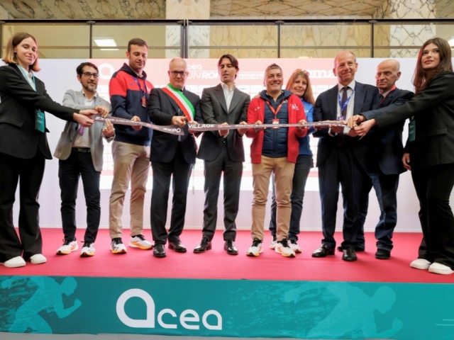 Inaugurata con il Sindaco Gualtieri l’Acea Run Rome The Marathon