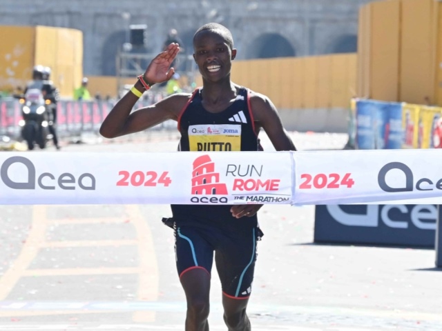 Record gara Acea Run Rome The Marathon con il keniano Asbel Rutto