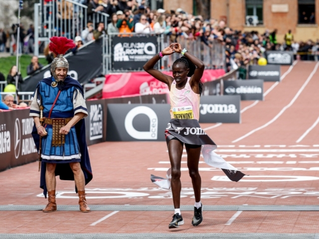 Top Runner Acea Run Rome The Marathon, 16 uomini e 12 donne per la vittoria