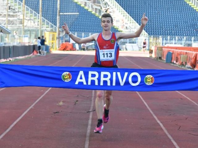 Cassi imbattibile sui 10 km di Empoli