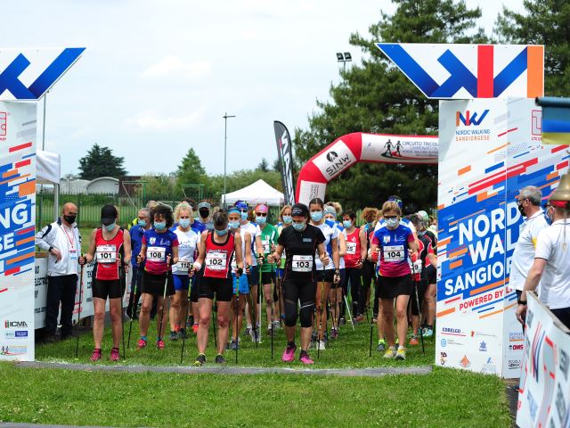1° Sangiorgese Nordic Walking powered by LTC: Sesso e Vicenzi vincono sui prati del Campaccio Cross Country