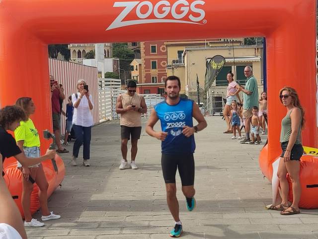 Santa cross Triathlon: irraggiungibile Barazzuol