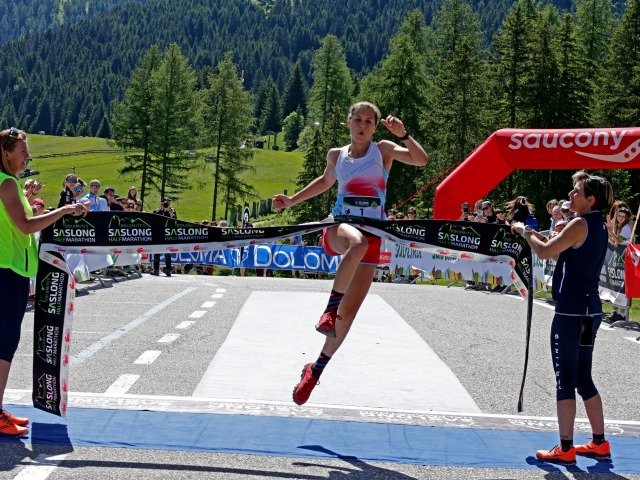 Dolomites Saslong HM “al bacio”: Martina ed Alex campioni di razza