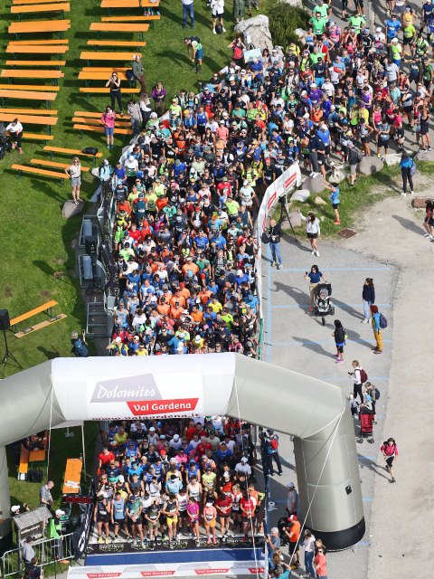 La Dolomites Saslong Half Marathon suona la 7a sinfonia il 7 giugno