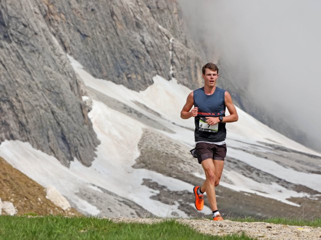 La Dolomites Saslong Half Marathon attende i suoi runners a inizio estate