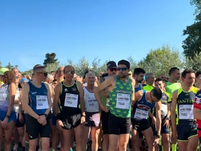 Oltre 160 partecipanti e un'organizzazione impeccabile: la Scarpinata delle Abbazie fa centro a Manoppello