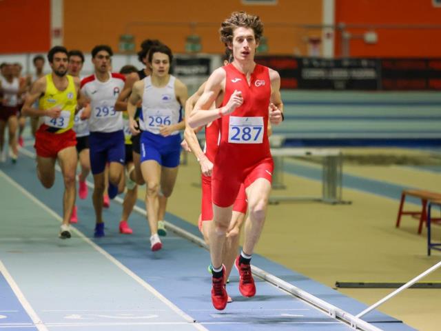 Padova, Parolini va a 3000: 8'05"21